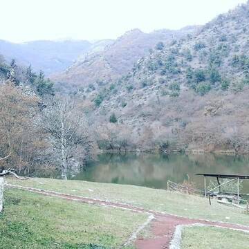 Фото номера Семейный номер Отели типа «постель и завтрак» Qari Lich Resort in Tavush г. Hovkʼ 28